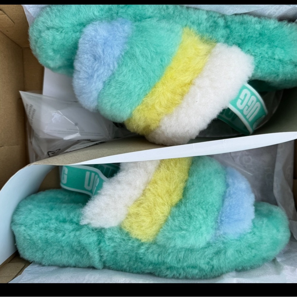 UGG Fluff Yeah Slide